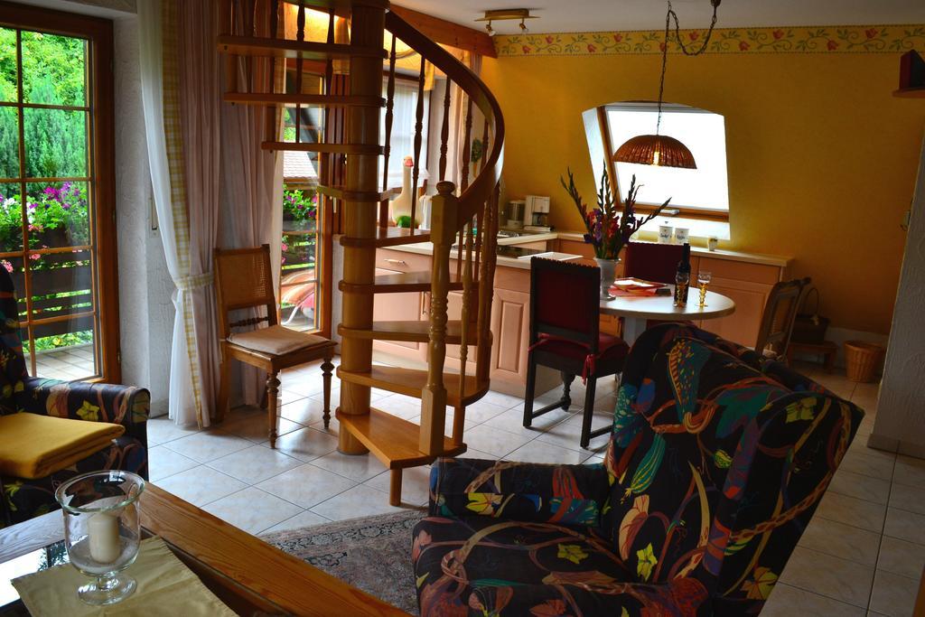 Appartement Haus Bachschwalbe à Sasbachwalden Chambre photo