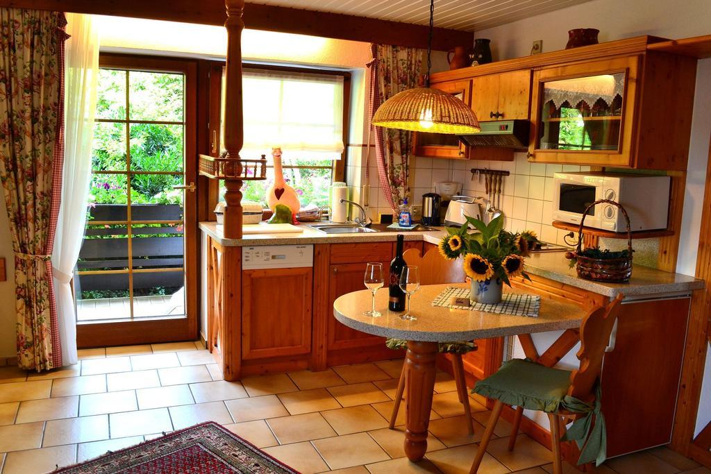 Appartement Haus Bachschwalbe à Sasbachwalden Chambre photo